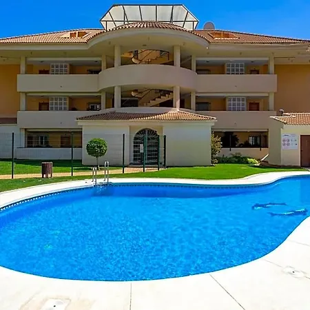 Don Juan With Pool In Carvajal By Costarentals * Fuengirola